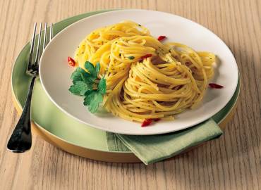 Spaghetti aglio olio e peperoncino