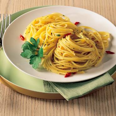 Spaghetti aglio olio e peperoncino